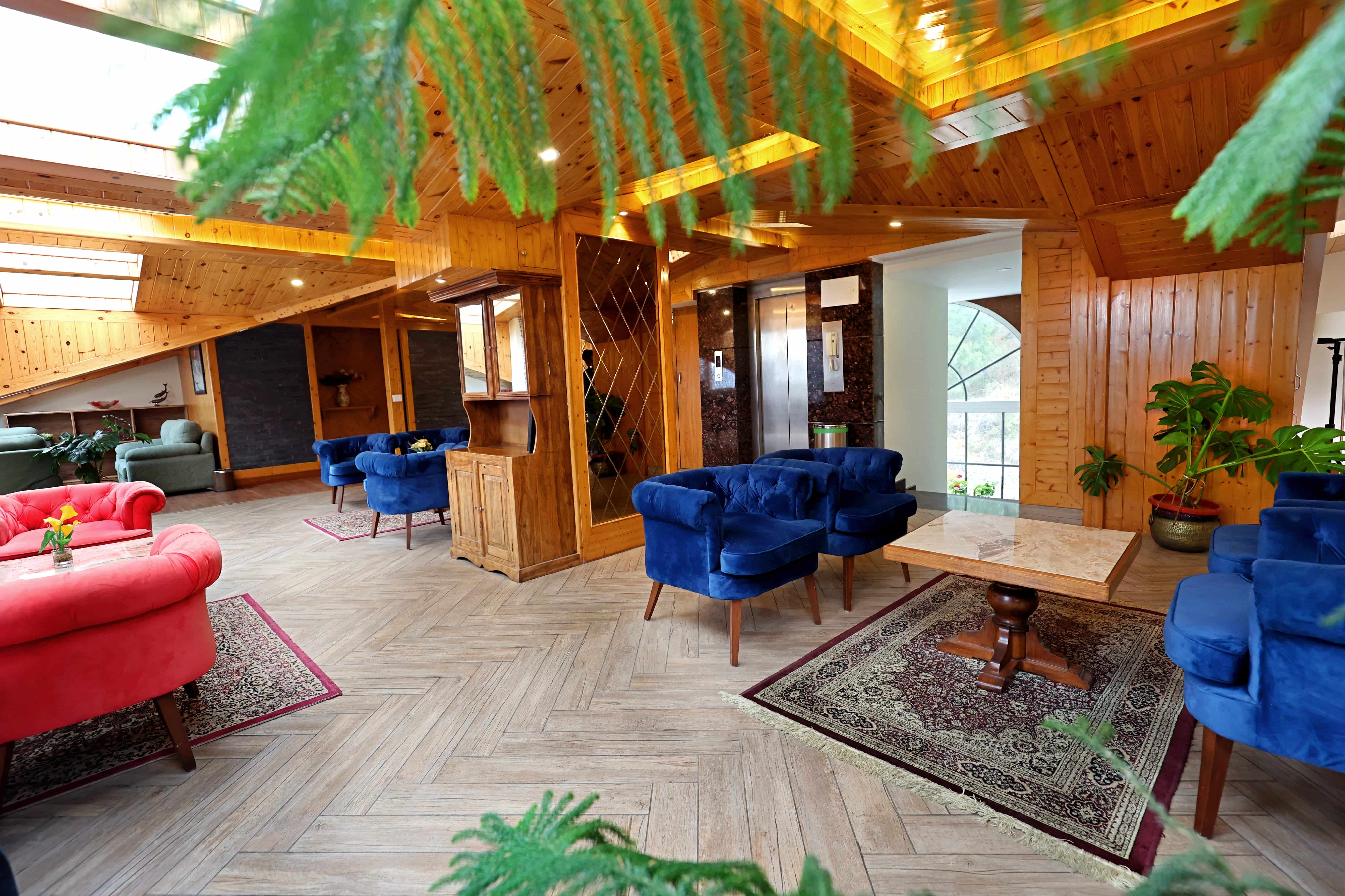 Terrace Lounge